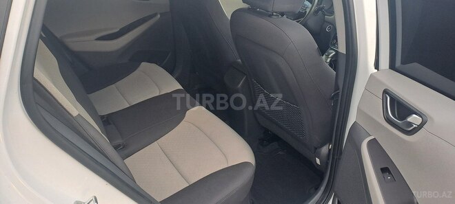 Hyundai IONIQ 2016, 132,871 km - 1.6 l - Bakı