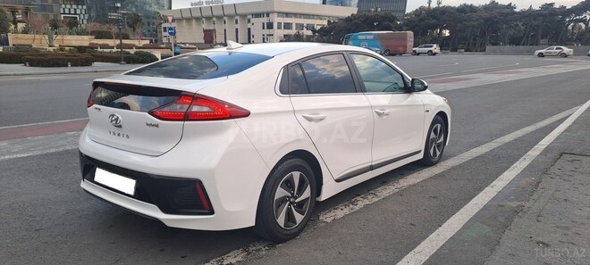 Hyundai IONIQ 2016, 132,871 km - 1.6 l - Bakı