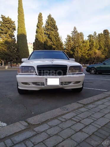 Mercedes C 230 1998, 285,000 km - 2.3 л - Sumqayıt