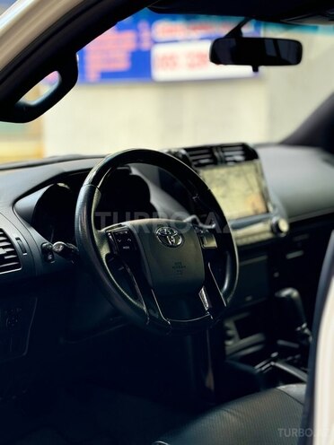 Toyota Land Cruiser Prado 2011, 108,000 km - 2.7 l - Bakı