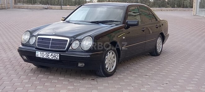 Mercedes E 240 1999, 402,000 km - 2.4 l - Şirvan