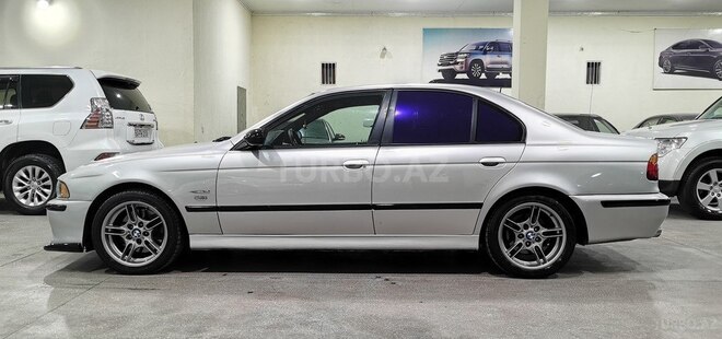 BMW 530 2001, 230,000 km - 3.0 l - Sumqayıt