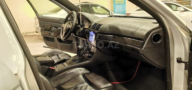 BMW 530 2001, 230,000 km - 3.0 l - Sumqayıt
