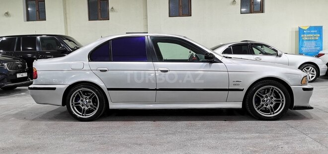 BMW 530 2001, 230,000 km - 3.0 l - Sumqayıt