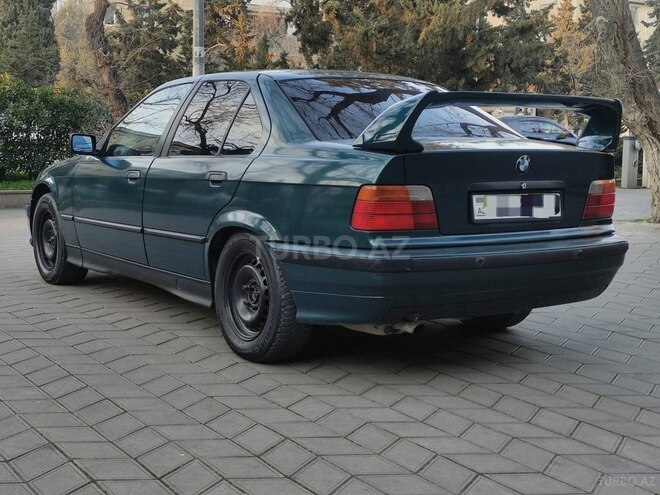 BMW 318 1993, 426,000 km - 1.8 л - Bakı