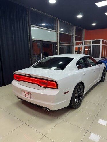 Dodge Charger-10
