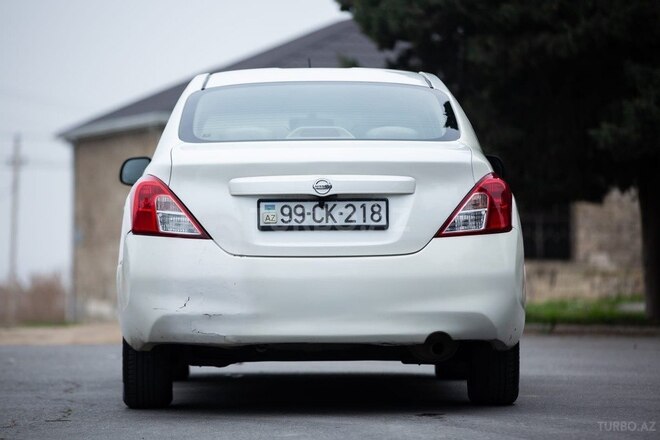 Nissan Sunny 2012, 237,800 km - 1.5 л - Bakı
