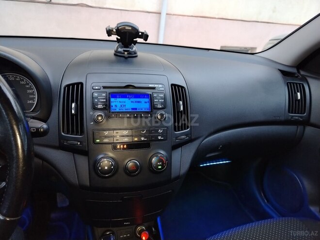 Hyundai i30 2009, 175,000 km - 1.4 l - Gəncə