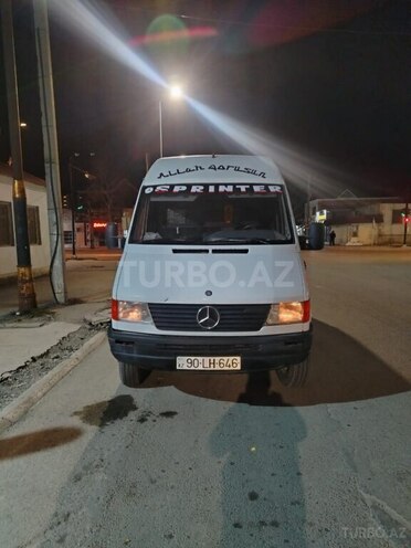 Mercedes Sprinter 412 1998, 350,000 km - 2.9 л - Yevlax