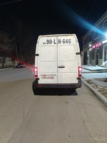 Mercedes Sprinter 412 1998, 350,000 km - 2.9 л - Yevlax