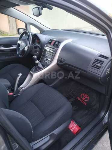 Toyota Auris 2007, 235,321 km - 1.4 l - Bakı