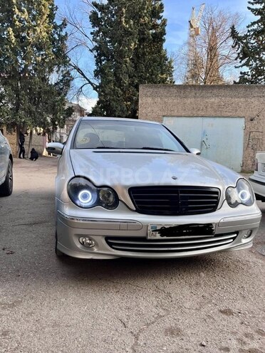 Mercedes C 240 2002, 148,000 km - 2.6 l - Bakı