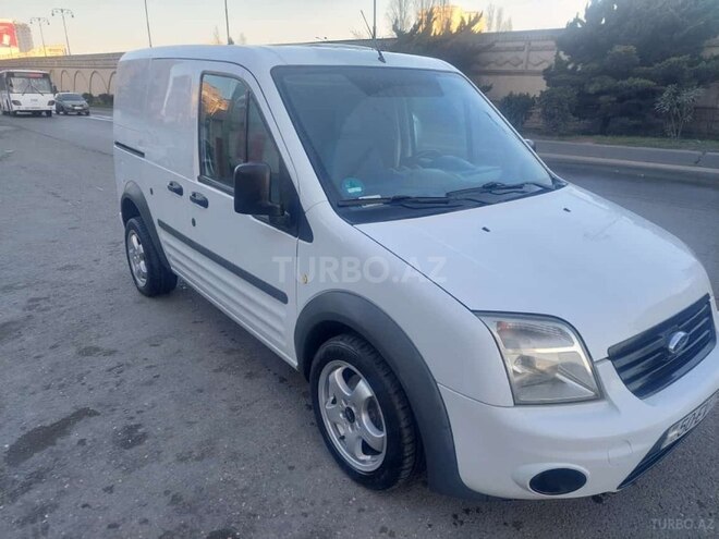 Ford Tourneo Connect 2010, 282,000 km - 1.8 л - Bakı