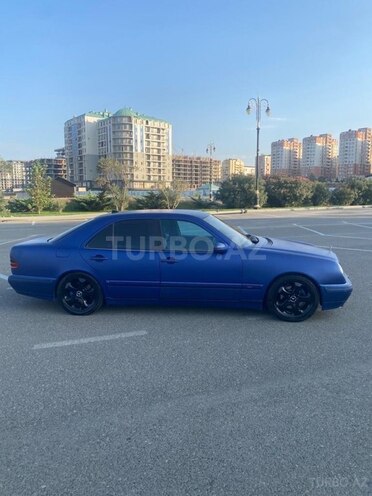 Mercedes E 270 2000, 402,000 km - 2.7 l - Bakı