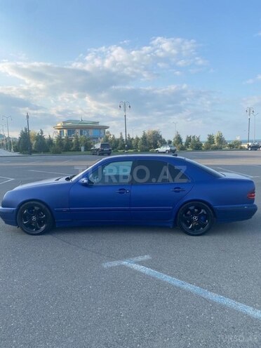 Mercedes E 270 2000, 402,000 km - 2.7 l - Bakı