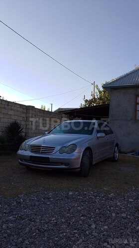Mercedes C 240 2000, 215,910 km - 2.4 l - Zərdab