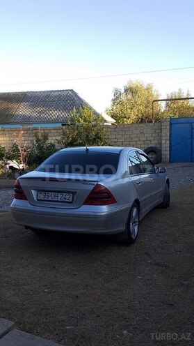 Mercedes C 240 2000, 215,910 km - 2.4 l - Zərdab