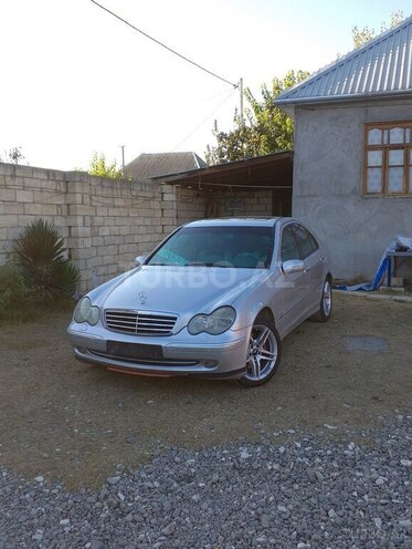Mercedes C 240 2000, 215,910 km - 2.4 l - Zərdab