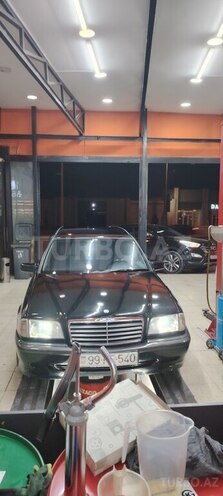 Mercedes C 220 2000, 501,552 km - 2.2 л - Bakı