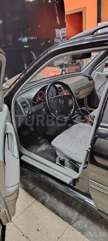 Mercedes C 220 2000, 501,552 km - 2.2 л - Bakı