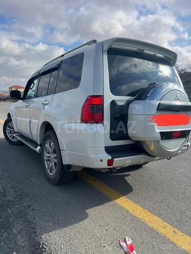 Mitsubishi Pajero 2010, 423,000 km - 3.5 л - Bakı