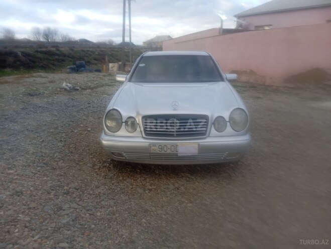 Mercedes E 220 d 1999, 300,000 km - 2.2 l - Sumqayıt