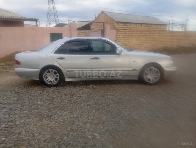 Mercedes E 220 d 1999, 300,000 km - 2.2 l - Sumqayıt