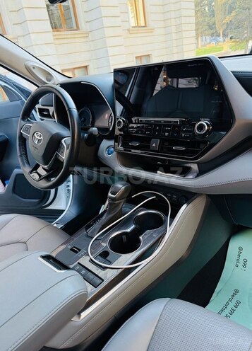Toyota Highlander 2021, 44,000 km - 2.5 l - Bakı