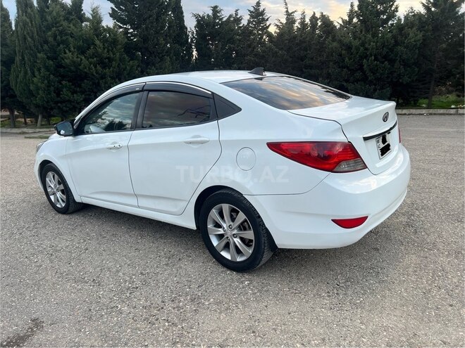 Hyundai Accent 2011, 590,000 km - 1.6 l - Bakı
