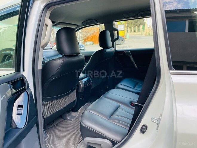 Toyota Land Cruiser Prado 2012, 198,563 km - 2.7 л - Bakı
