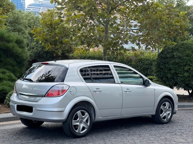 Opel Astra 2006, 250,000 km - 1.4 l - Bakı