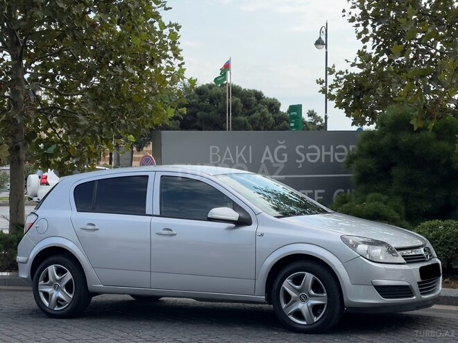 Opel Astra 2006, 250,000 km - 1.4 l - Bakı