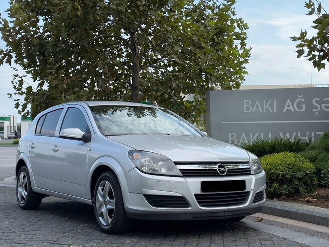 Opel Astra 2006, 250,000 km - 1.4 l - Bakı
