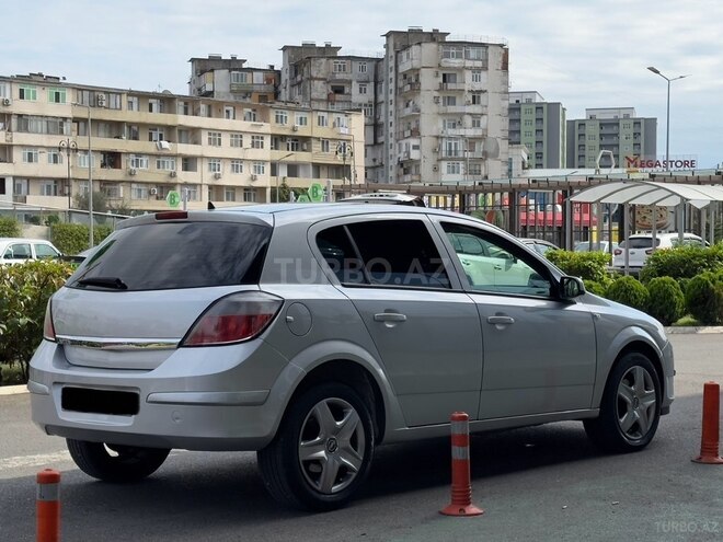 Opel Astra 2006, 250,000 km - 1.4 l - Bakı