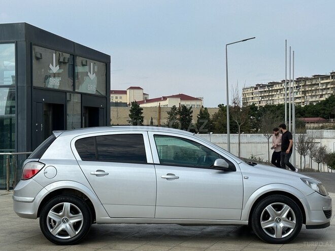 Opel Astra 2006, 250,000 km - 1.4 l - Bakı
