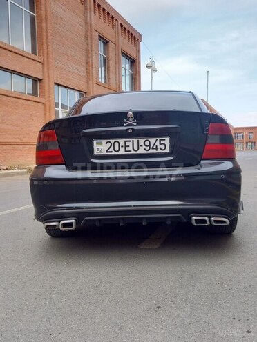 Opel Vectra 1996, 180,000 km - 2.0 l - Gəncə