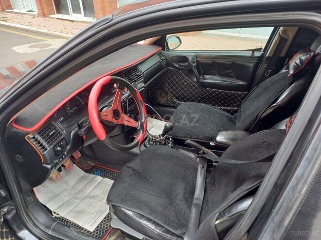 Opel Vectra 1996, 180,000 km - 2.0 l - Gəncə