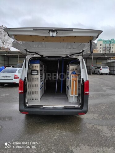 Mercedes Vito 2018, 328,000 km - 2.2 l - Bakı