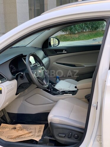 Hyundai Tucson 2017, 93,400 km - 2.0 l - Bakı