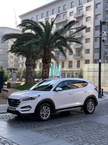 Hyundai Tucson 2017, 93,400 km - 2.0 l - Bakı