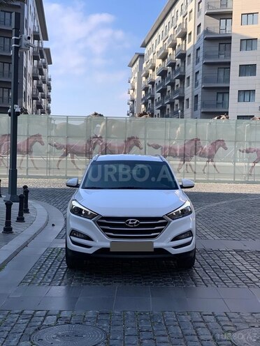 Hyundai Tucson 2017, 93,400 km - 2.0 l - Bakı