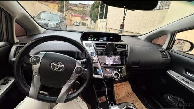 Toyota Prius 2018, 500,000 km - 1.8 l - Bakı