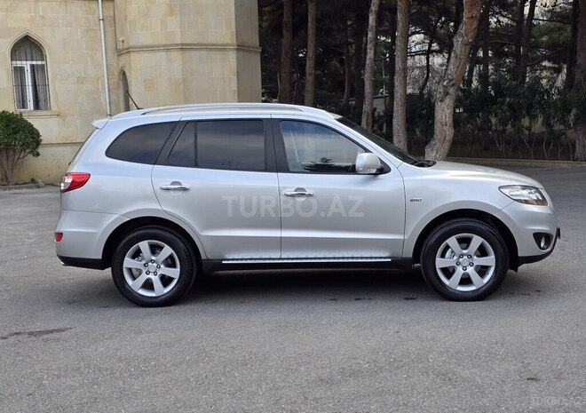 Hyundai Santa Fe 2010, 221,500 km - 2.0 l - Bakı