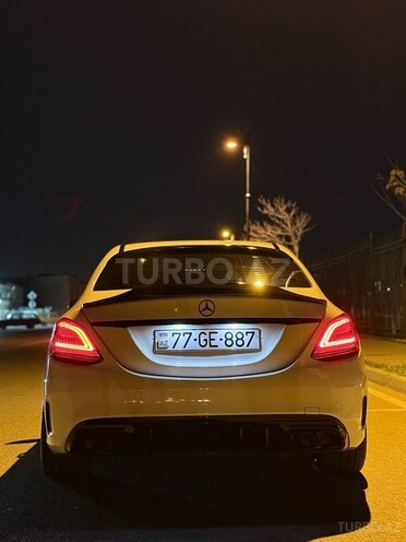 Mercedes C 300-9