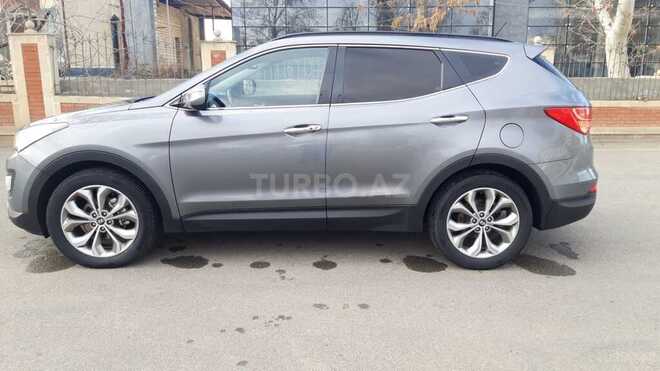 Hyundai Santa Fe 2013, 235,000 km - 2.0 л - Bakı