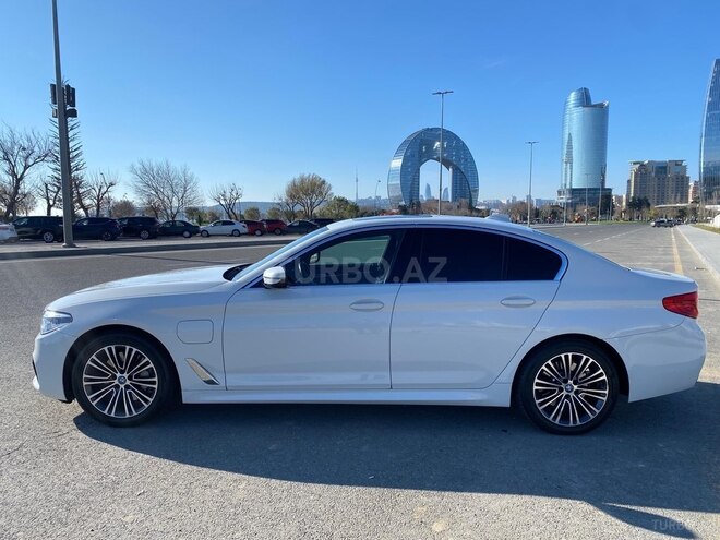 BMW 530e 2019, 127,000 km - 2.0 л - Bakı