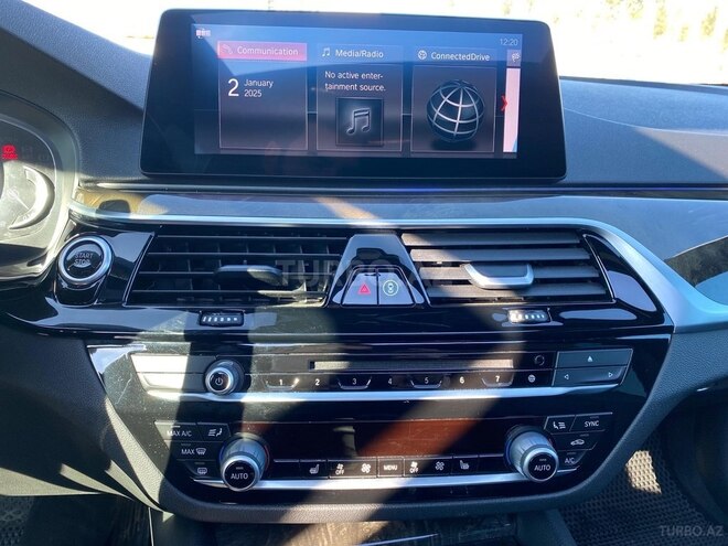 BMW 530e 2019, 127,000 km - 2.0 л - Bakı