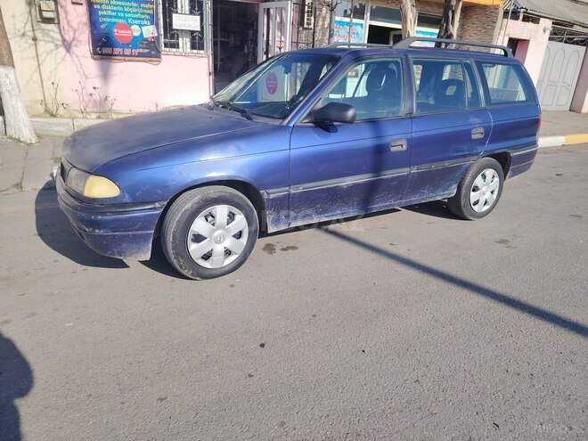 Opel Astra 1996, 276,388 km - 2.0 l - Sumqayıt
