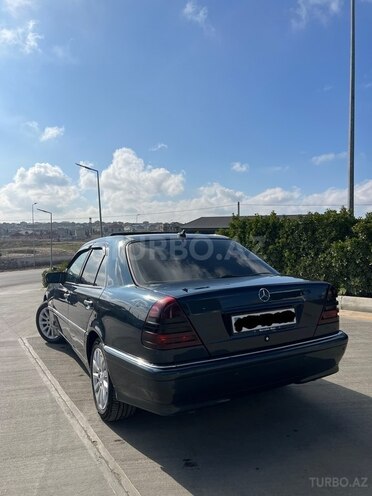 Mercedes C 180-3