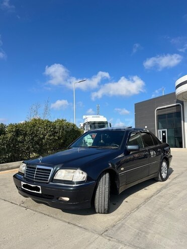 Mercedes C 180-2